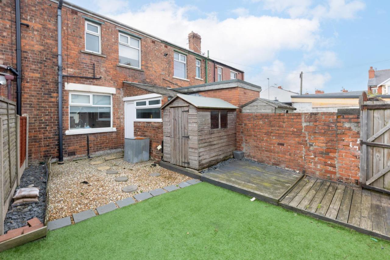Charles Alexander Short Stay - Ansdell House Blackpool Exterior foto